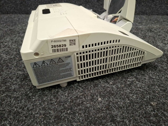 1581421-3 Projektor Hitachi CP-AW2519N
