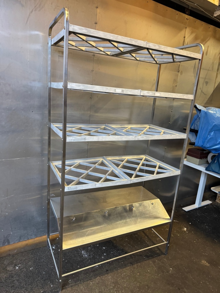 1406094-2 Shelf for dish racks