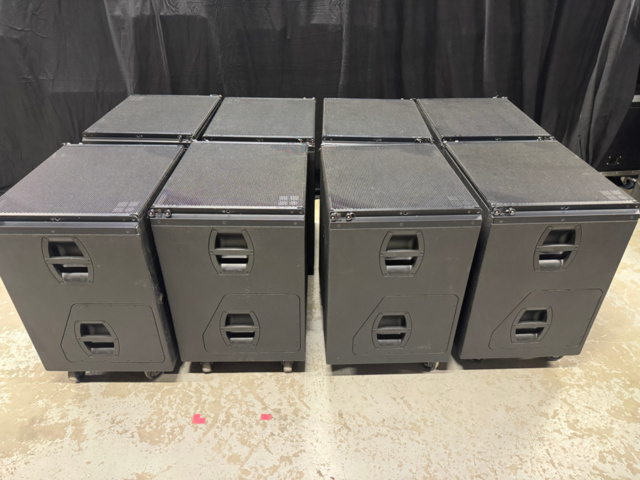 1535903-15 PA system with line array speakers and power amplifiers – d&b Y8 / Y12 / Y-SUB / D80
