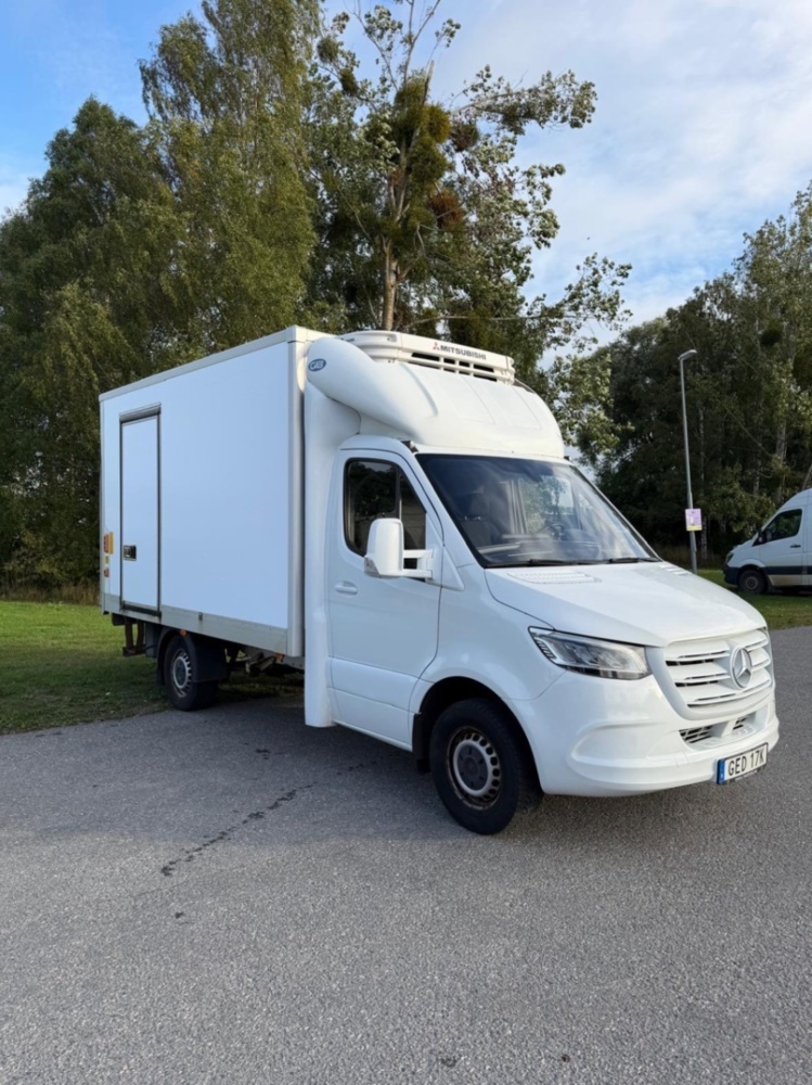 1583488-2 Refrigerator / Freezer - Mercedes-Benz Sprinter 319 CDI Chassis 3.0 V6 Automatic 190hp, 2020