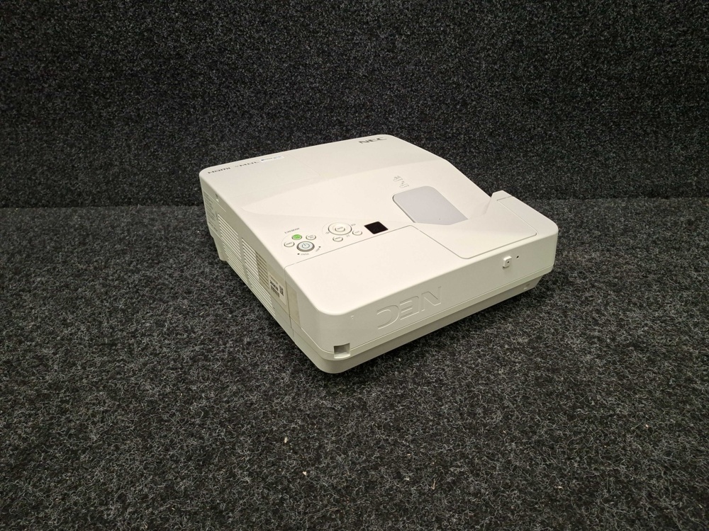 1581422-1 Projector Nec UM301W