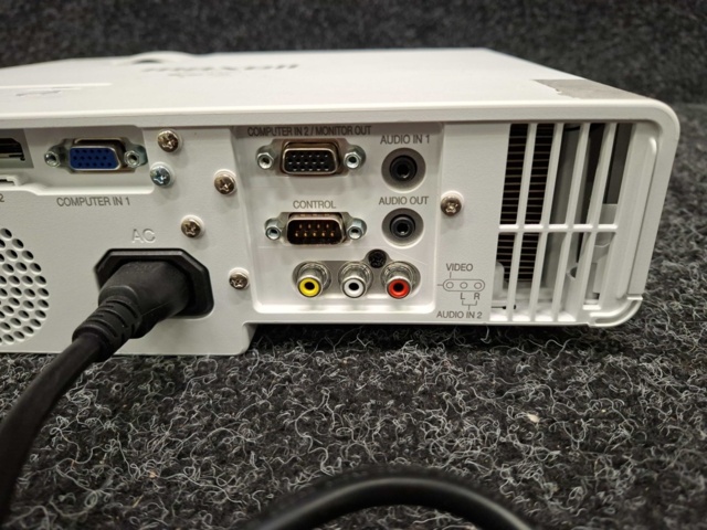 1581424-8 Projektor Maxell MP-JW3501
