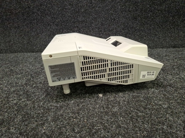 1581426-6 Projektor Hitachi CP-AW3003