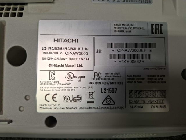 1581426-9 Projektor Hitachi CP-AW3003