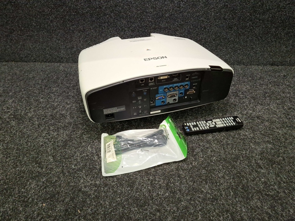 1581439-1 Projector Epson H762B