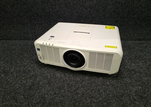 Projector Panasonic PT-MZ770