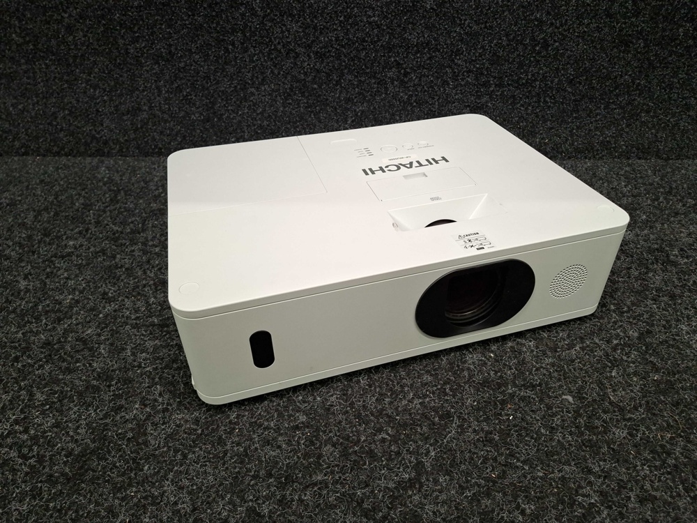 1585550-1 Projector Hitachi CP-WU5500