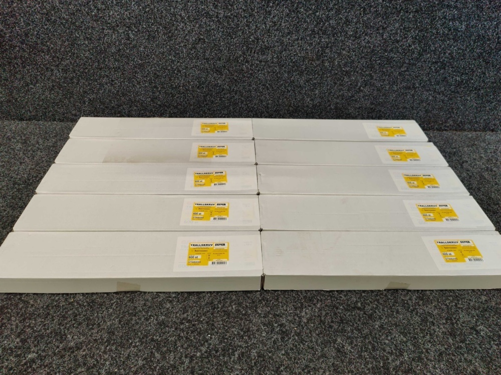 1585222-1 About 6,000 pcs. Banded 4.8x56mm Trall screw