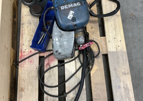Hoists - DEMAG 250 - 500 kg