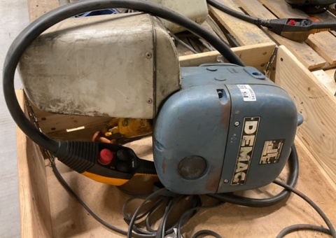 Hoists - DEMAG 500- 1000 kg