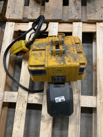 Telfer- Pmh 250 - 500 kg på auktion i Kronoberg, Ljungby hos PS Auction