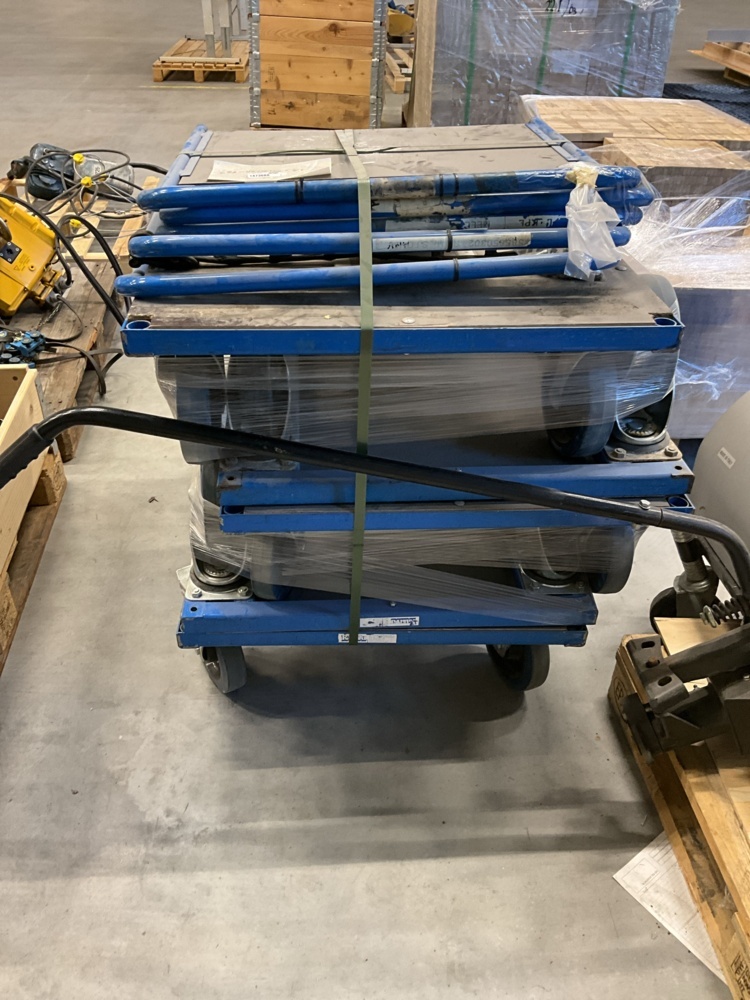 1473688-1 4 pcs. Storage trolleys
