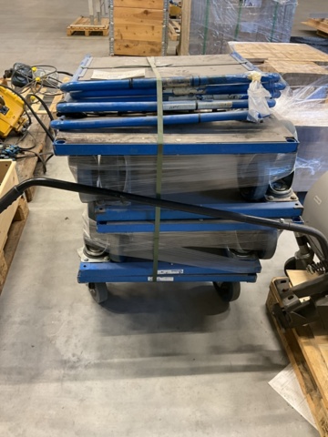 4 st. Lagervagnar på auktion i Kronoberg, Ljungby hos PS Auction