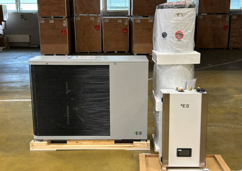 9 kW air/water heat pump incl. buffer tank, easily connects to an existing heating system L3.65