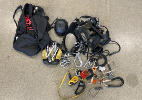 Fall protection kit for mast