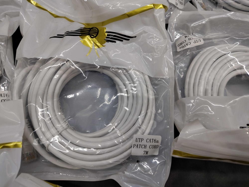 1582438-2 Kabelparti - Cat6a UTP och HDMI, 7 m