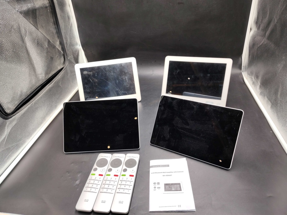 1582449-1 Touch Panels and Remote Control - Cisco