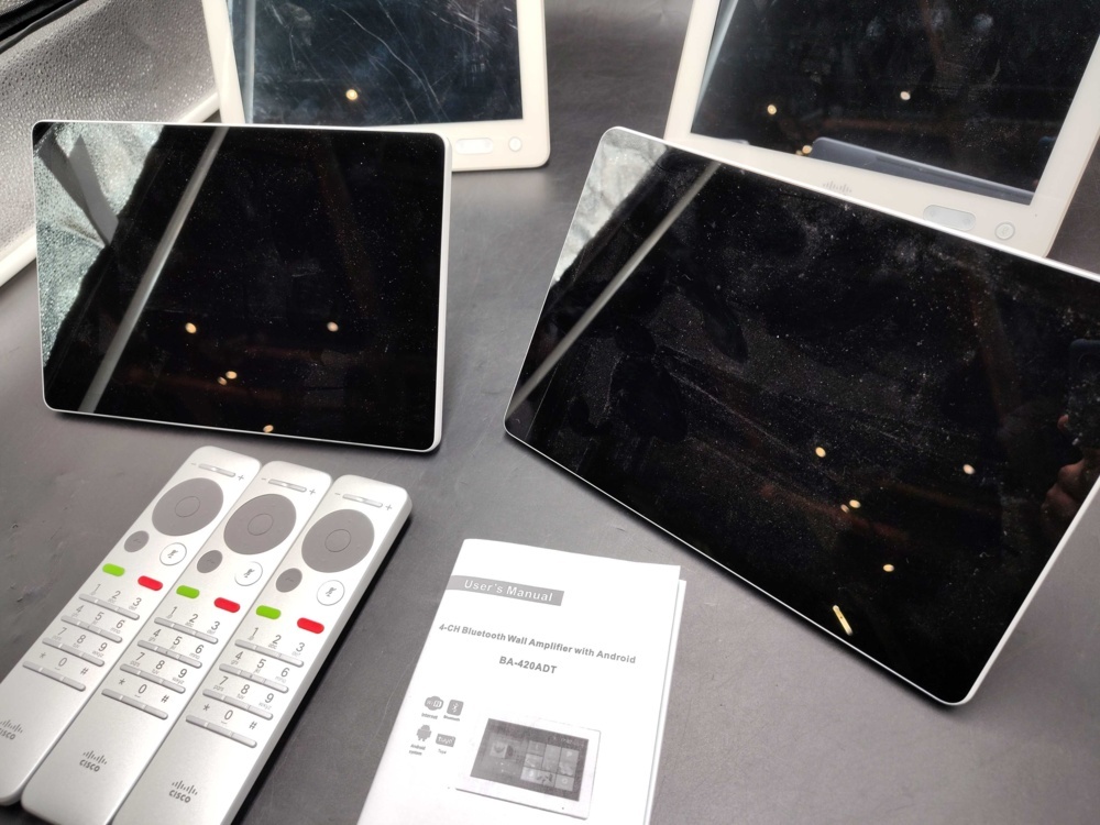 1582449-2 Touch Panels and Remote Control - Cisco
