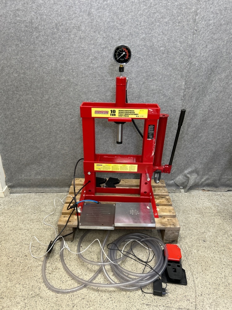 1546208-1 Workshop press 10T