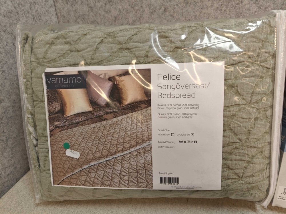 1564877-2 Bedspreads, mattress protectors and bed linen