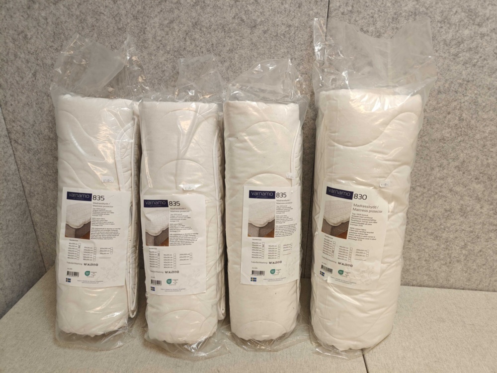 1564879-1 4pcs Mattress protectors Värnamo of Sweden