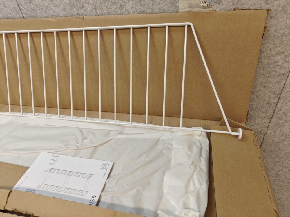 1564886-2 3 white end panels String Floor side panel