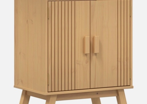Underskåp för diskho 114x43x73,5 cm i massiv furu. Finns i kartong ej kontrollerat