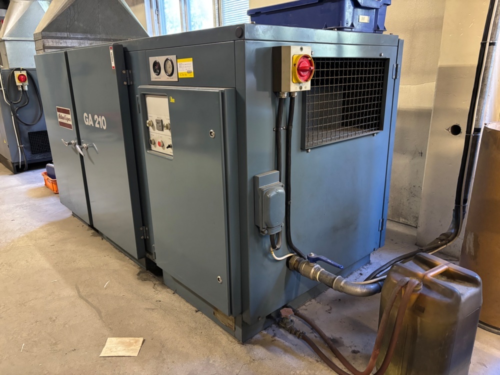 1563480-2 Stationär skruvkompressor – Atlas Copco GA 210