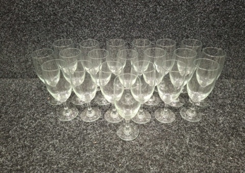 20 beer glasses