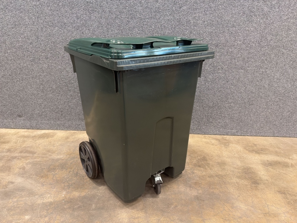 1585918-1 Waste container 370L