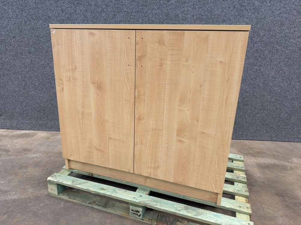 1585934-2 Storage cabinet, 2 doors, 915x1000x470mm, oak