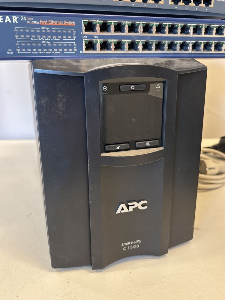 1511438-2 Serverutrustning - APC, Cisco, HP, Neatgear, Ubiquiti, Zyxel
