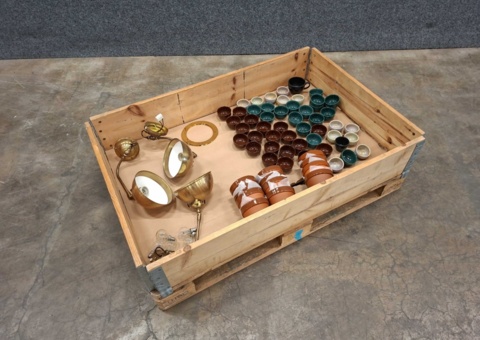 Pots, bowls and wall lamps