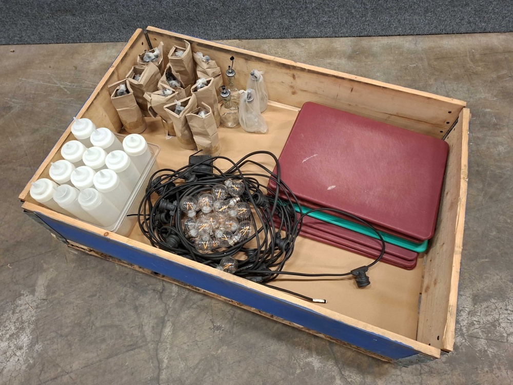 1585723-2 Cutting boards, string lights, containers, etc.