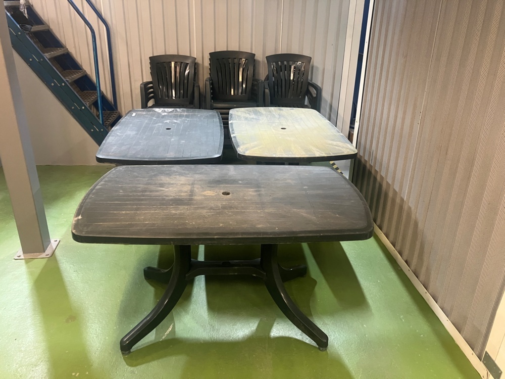 1583489-2 Trädgårdsmöbler - Bord och stolar