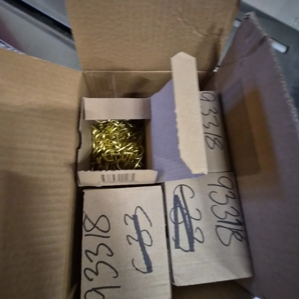 1585977-2 Screw hooks, approx. 800 pcs - 40 mm, brass