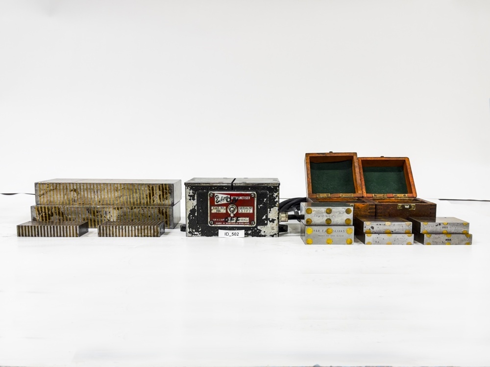 1583600-1 Samling med magnetiska chuckblock och avmagnetiserare - Eclipse
