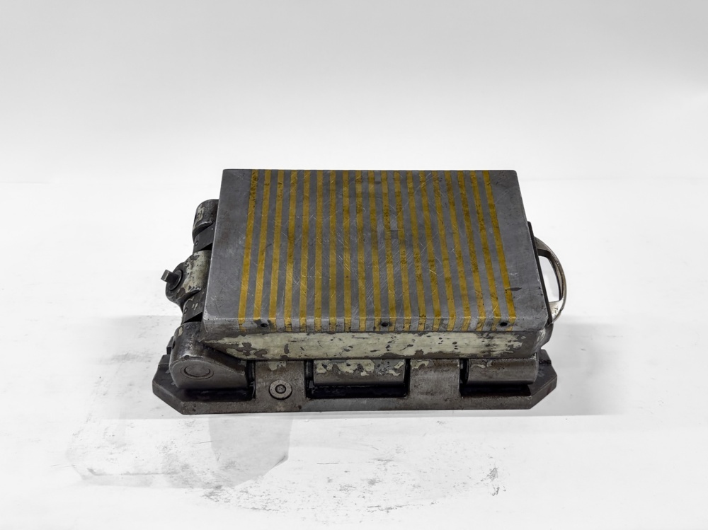 1583601-2 Permanentmagnetiskt sinusbord - Walker-Hagou Modell 26