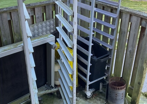 2 pcs. Tray trolleys