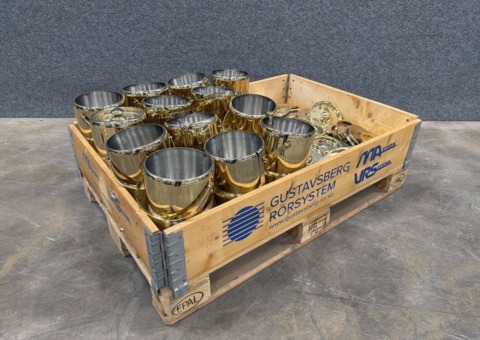 Assortment of ice buckets
