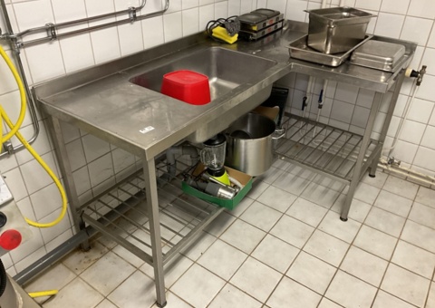 Stainless steel bench at an angle