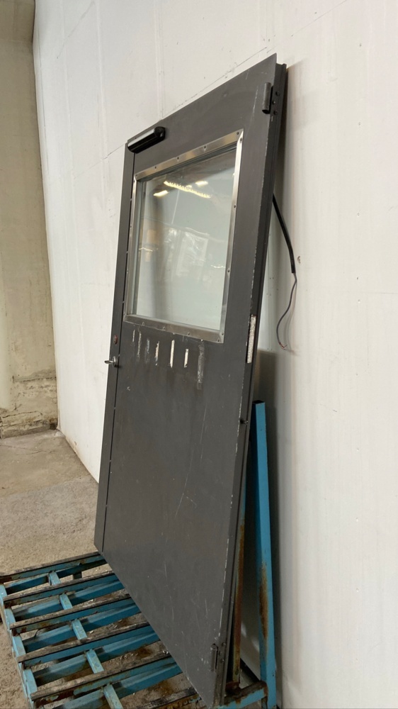 1587415-2 Steel door 12x21 H with window