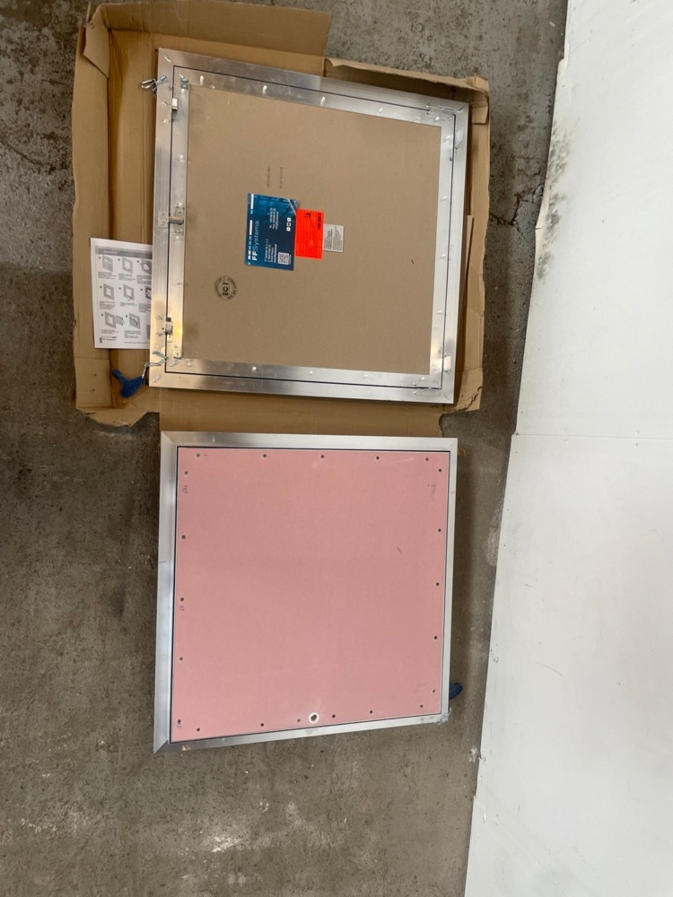 1587418-1 Inspection hatch, 4pcs, Ei30-Ei120, 615x615mm