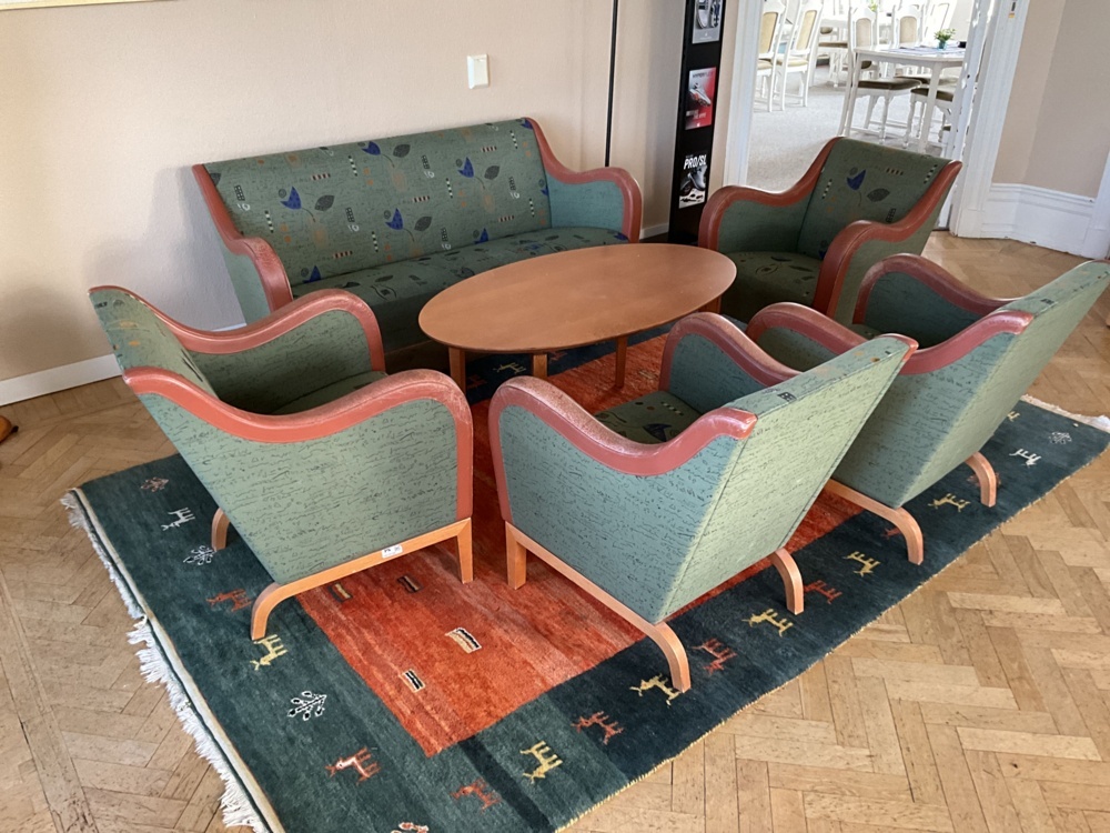 1473750-1 Miscellaneous furniture