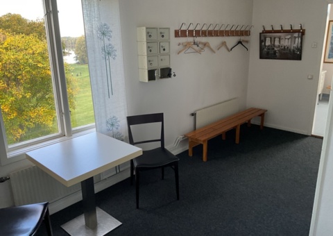 Changing room equipment