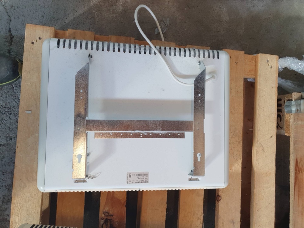 1587423-2 Electric radiator, 2 pcs, 600 watts