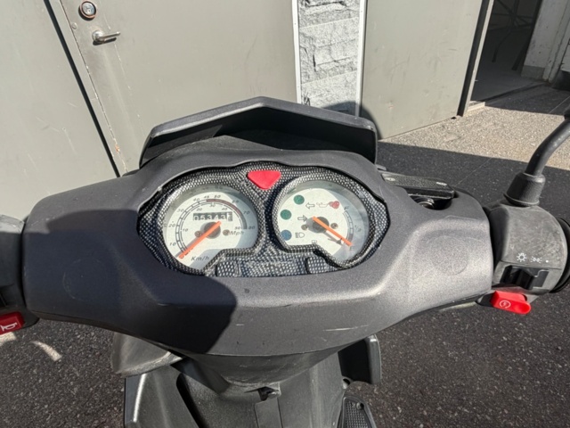 1587539-8 Moped Vento - unregistered (Repair item)