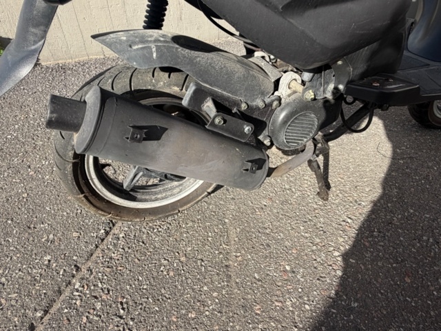 1587539-16 Moped Vento - unregistered (Repair item)
