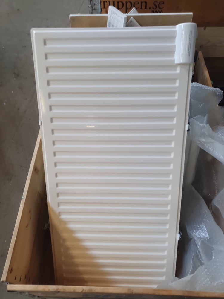 1587427-2 Electric radiator, 4 pcs, 1000 watts (PAX)