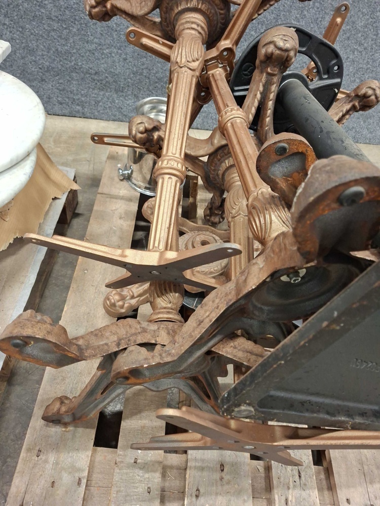 1587454-2 Assortment of table tops and stands
